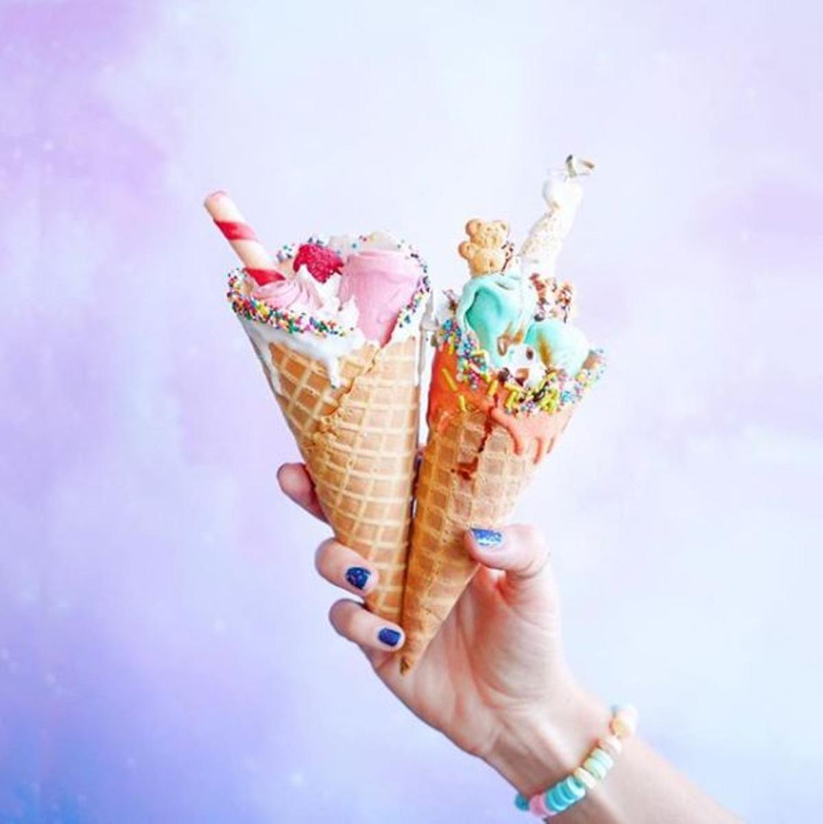 Conos con rollitos de helados