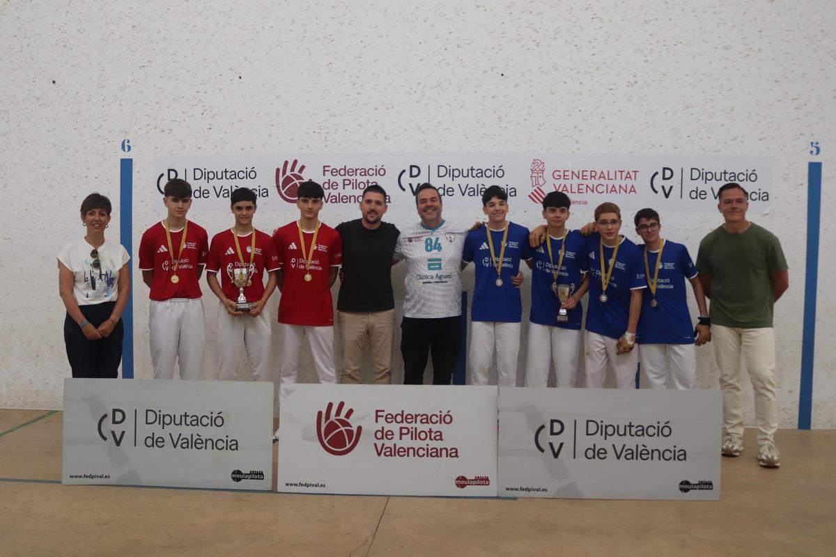 Riba roja guanyà a Alzira en la categoria cadet.