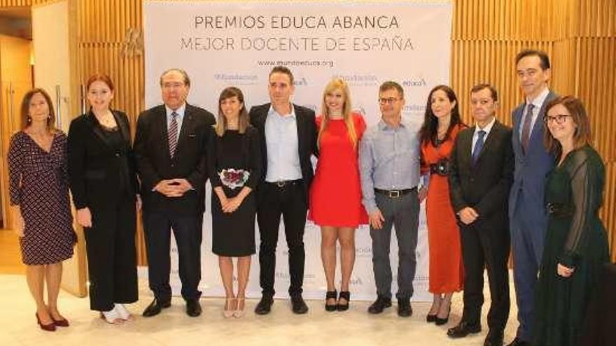 Entrega de los premios Educa-Abanca, ayer en Santiago. // FdV