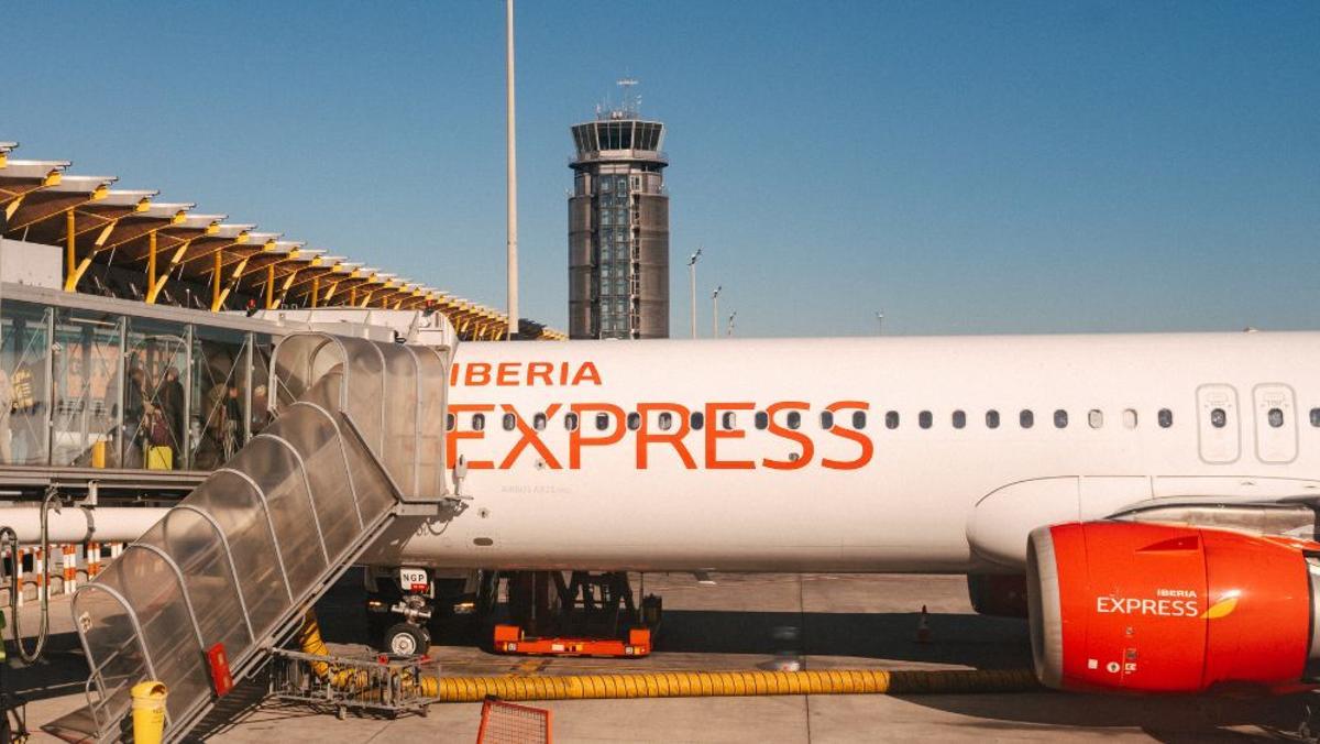 Iberia Express lanza descuentos de hasta el 30 por ciento en todas sus rutas por San Valentín