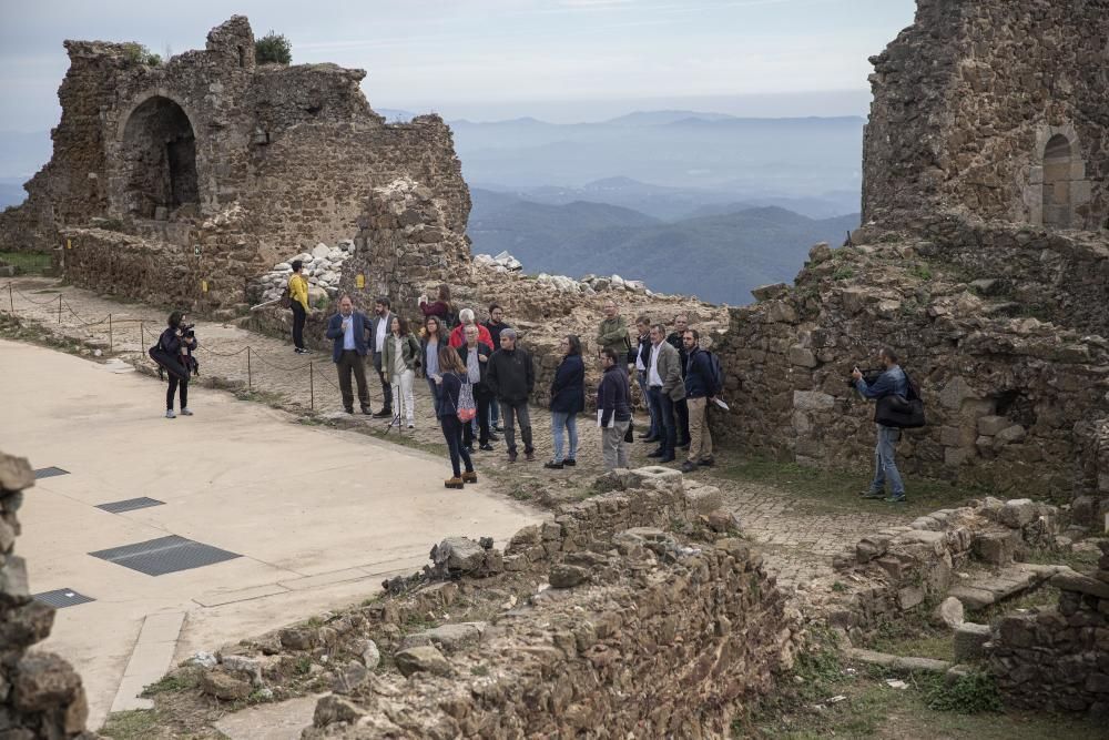 El castell de Montsoriu es reivindica