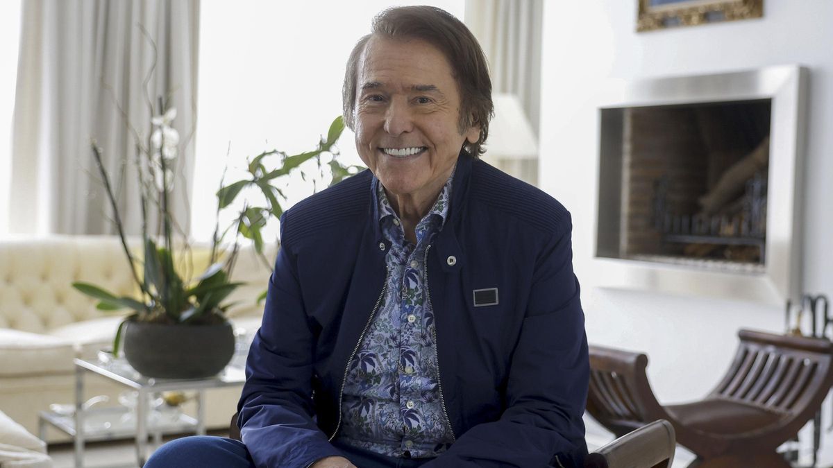 El cantante Raphael ha hablado por primera vez tras su linfoma cerebral: "Todo lo que recuerdo es confuso"