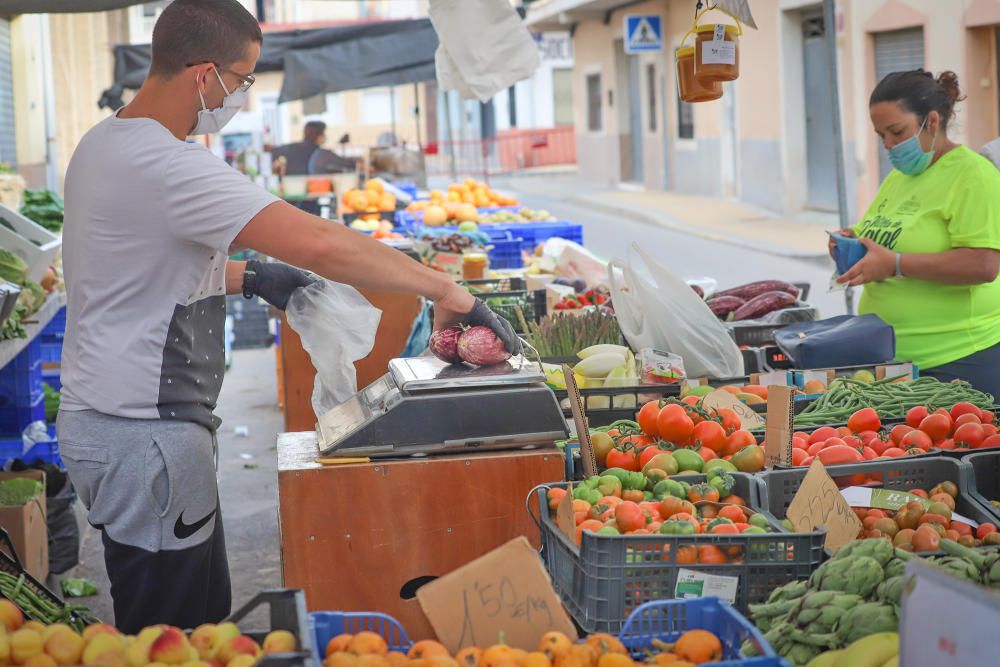 Sólo alimentación y productos de primera necesidad