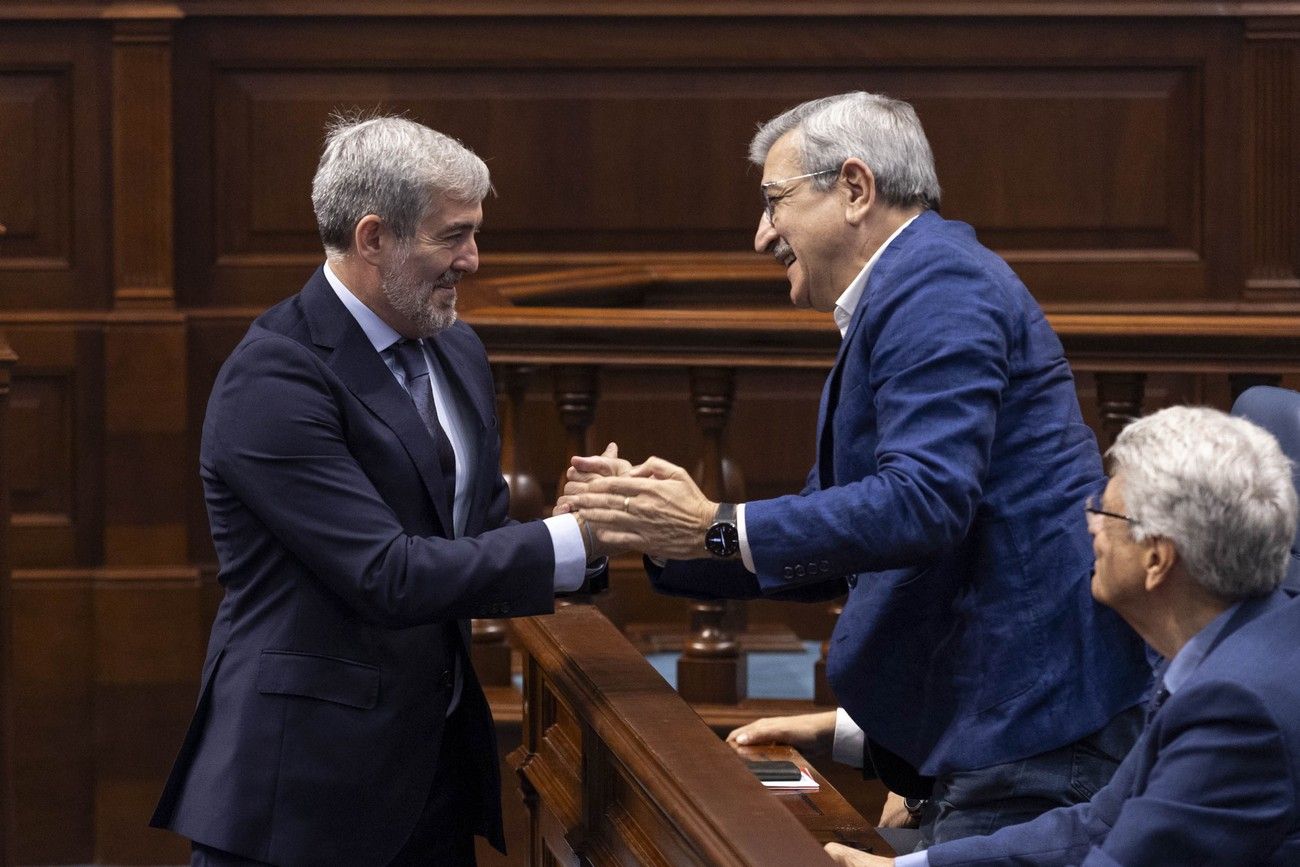 Segunda sesión del debate de investidura en el Parlamento de Canarias