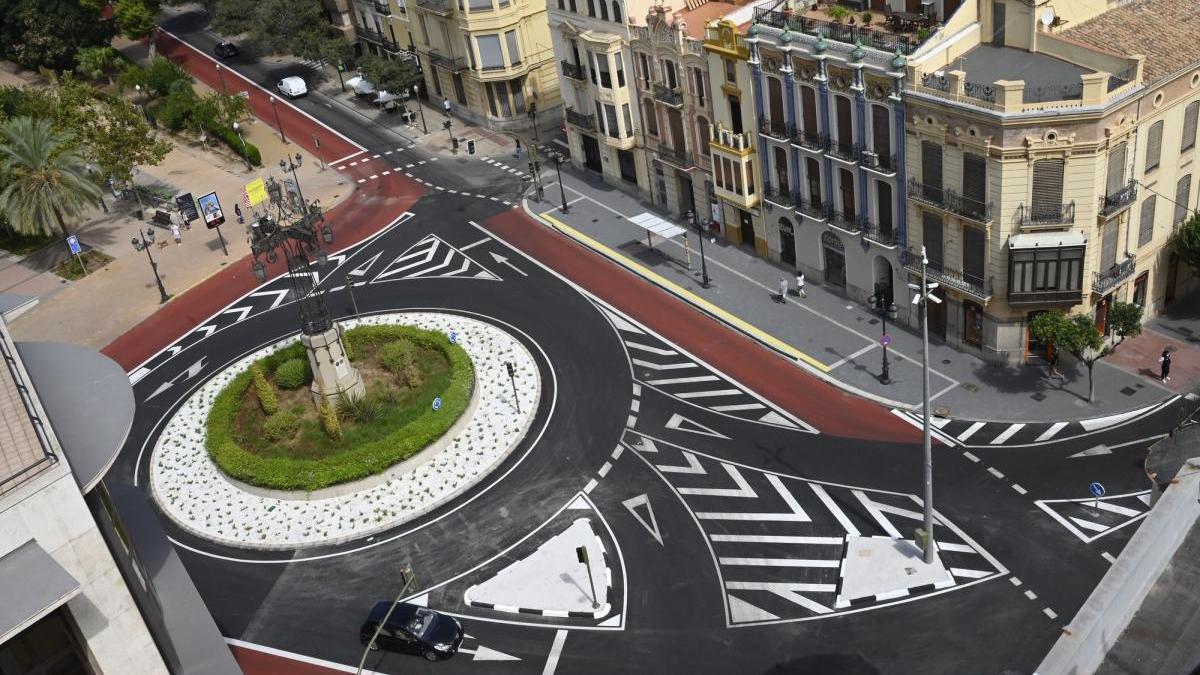 Así de espectacular ha quedado la Farola de Castelló