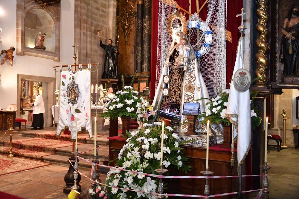 Misa del Carmen en la iglesia de San Jorge