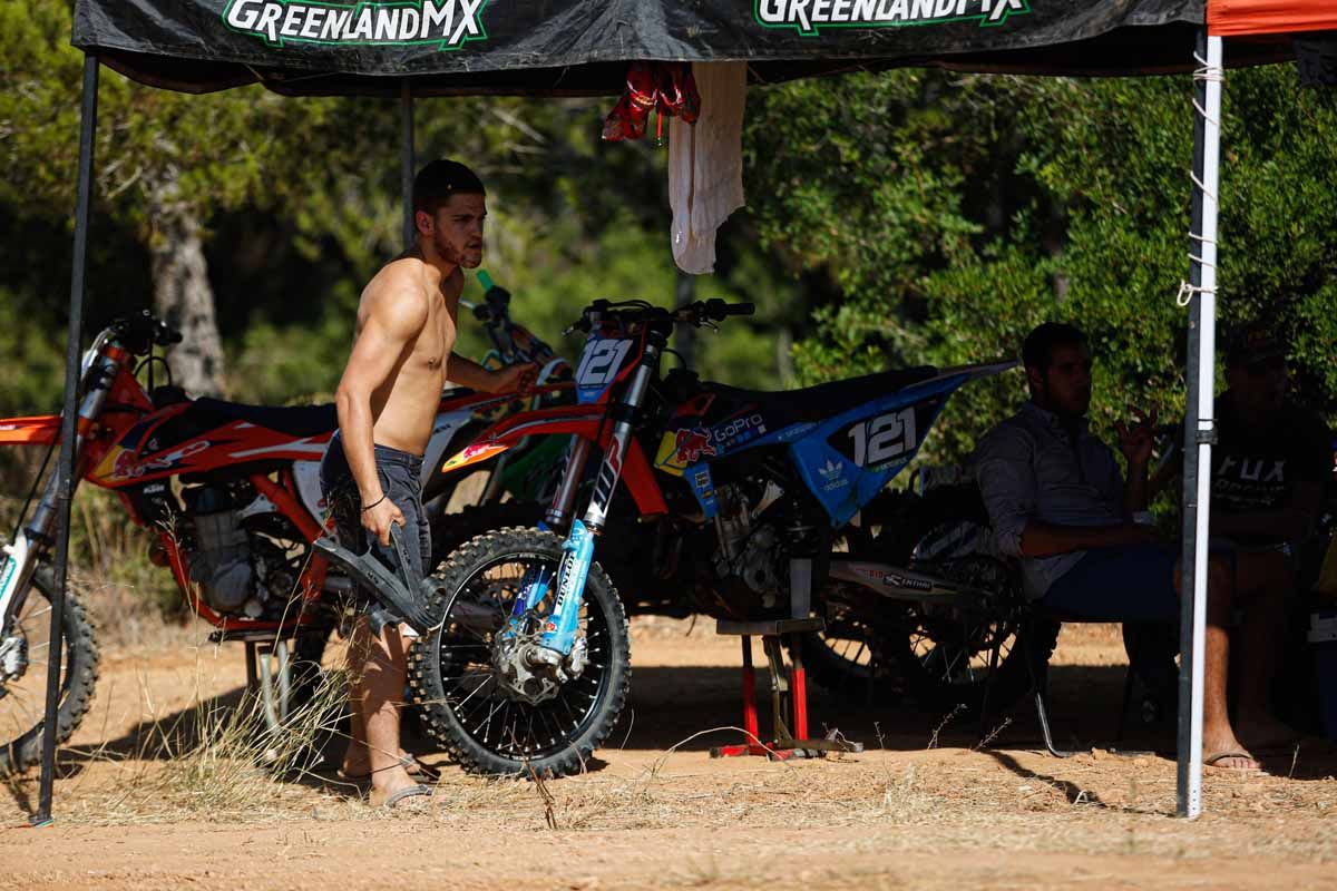 Motocross para valientes en Santa Eulària