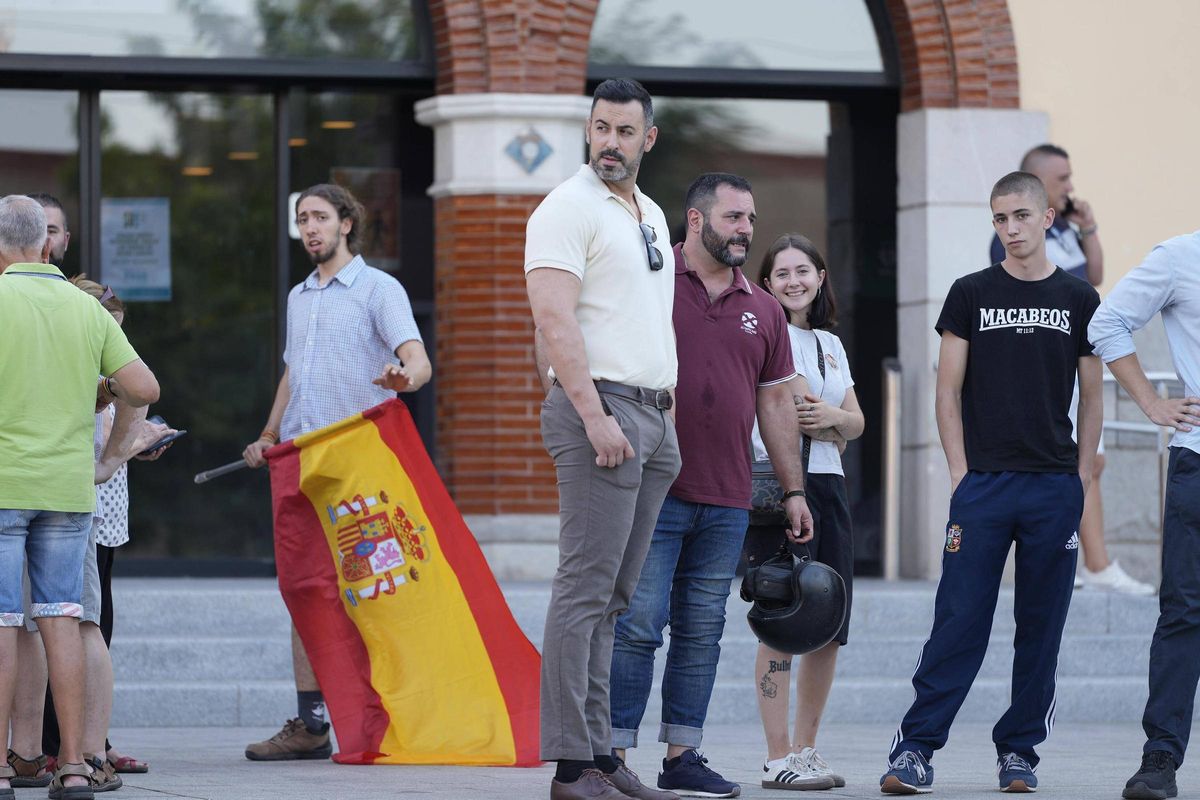 Un intento de agresión sexual tras un robo origina un choque entre Vox y antifascistas en Sant Vicenç dels Horts