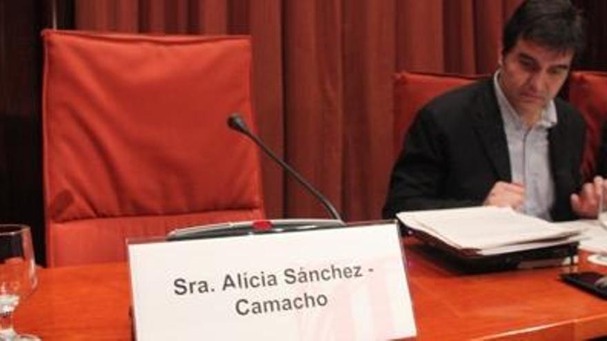 Sánchez-Camacho i Zaragoza no compareixen al Parlament
