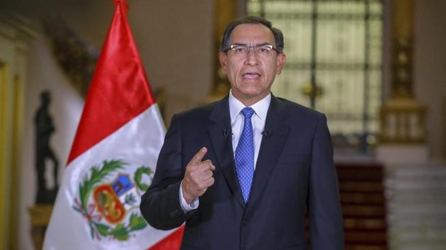 El presidente de Perú reafirma la lucha contra la corrupción &quot;caiga quien caiga&quot;