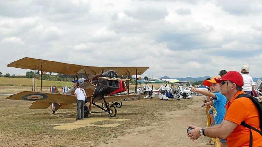 L&#039;aeròdrom Igualada-Òdena va tenir una gran activitat per l&#039;aterratge d&#039;aeronaus i per la fira