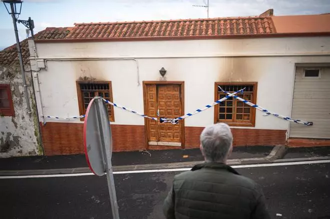 Dos personas mueren en el incendio de una vivienda en La Matanza (Tenerife)