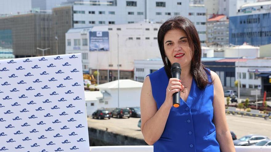 A poeta Olga Novo: «Comecei a escribir poesía con oito anos ao esgotar os poemas dos libros dos meus irmáns; non había biblioteca»