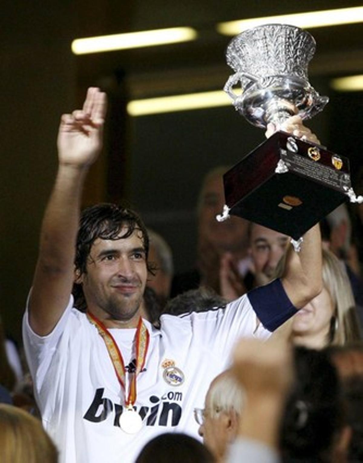 La trayectoria de Raúl González La trayectoria de Raúl González