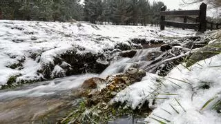 La borrasca 'Nelson' mantiene este sábado en aviso a más de la mitad del país por nieve, viento, lluvias y olas