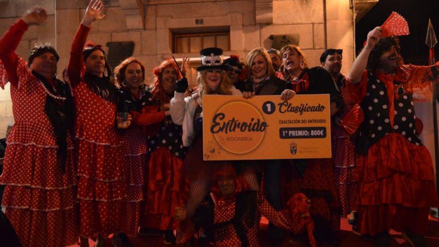 «Trazos» gaña o Desfile de Comparsas 2025 do Entroido de Redondela