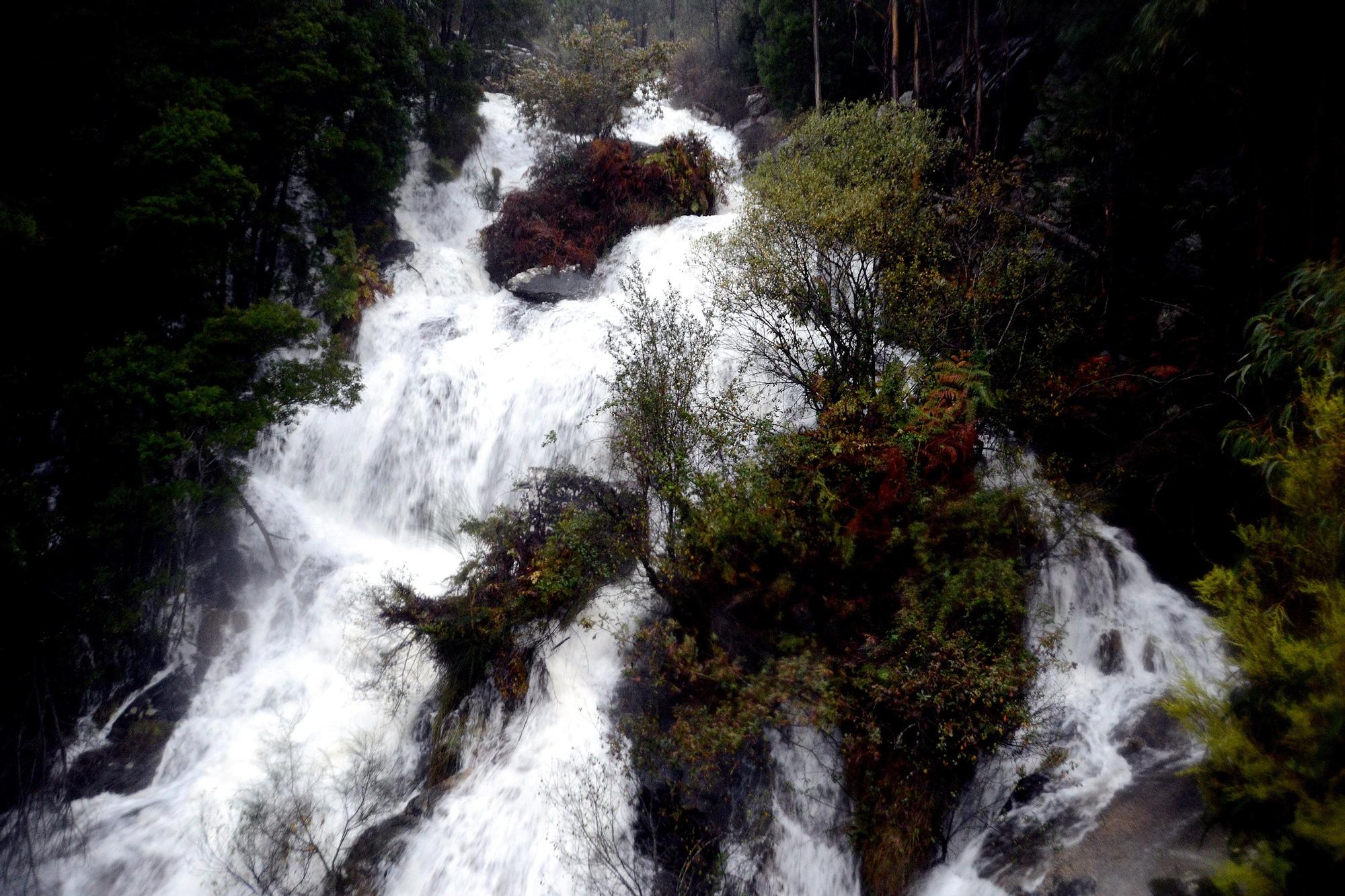 Las 'fervenzas", donde el agua es arte