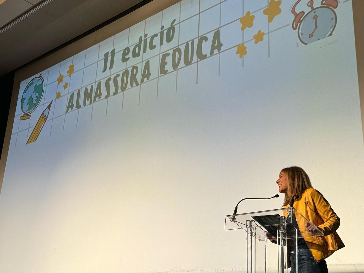 El discurso para dar la enhorabuena a los extraordinarios alumnos.