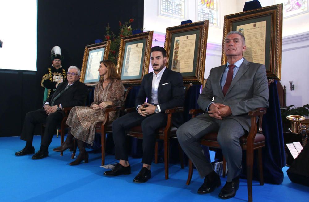 La Diputación ha entregado este viernes las Medallas de Oro del Día de Málaga en la iglesia Nuestra Señora del Rosario de La Cala del Moral