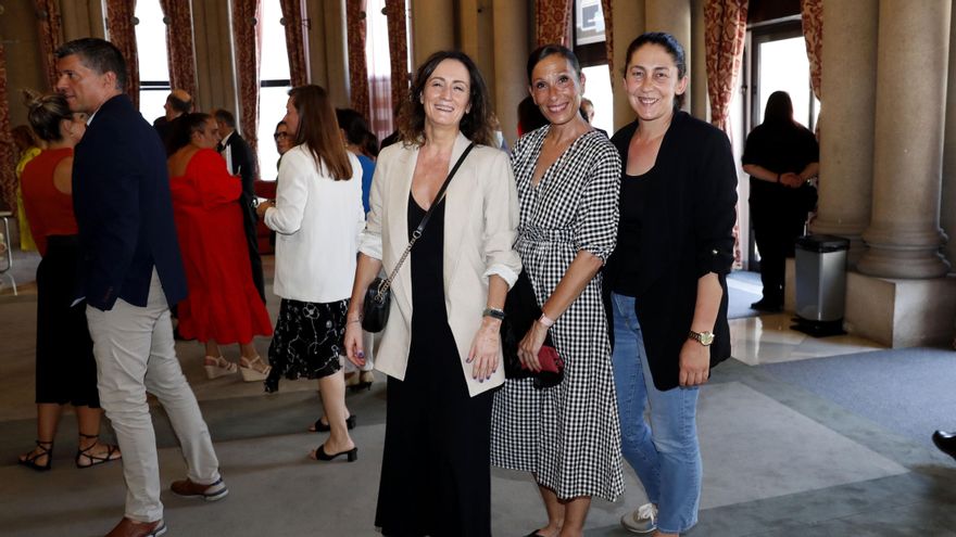 María L. Lorenzo, Maika Comesaña y Claudia Landó.