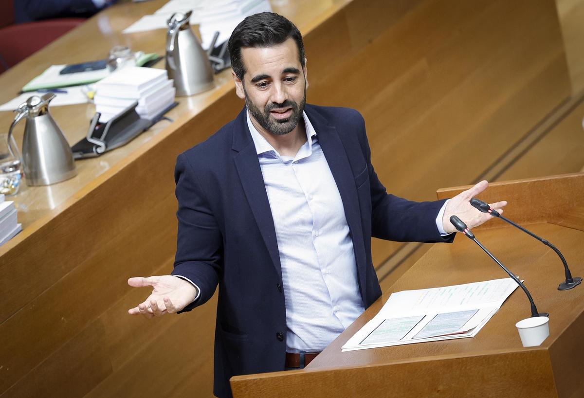 El síndic del PSPV en las Cortes, José Muñoz.