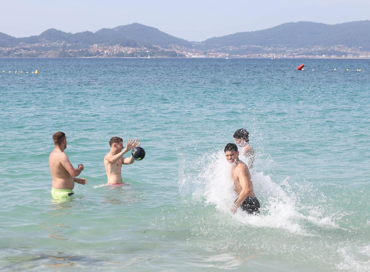 Llenazo en las playas de Vigo Llenazo en las playas de Vigo