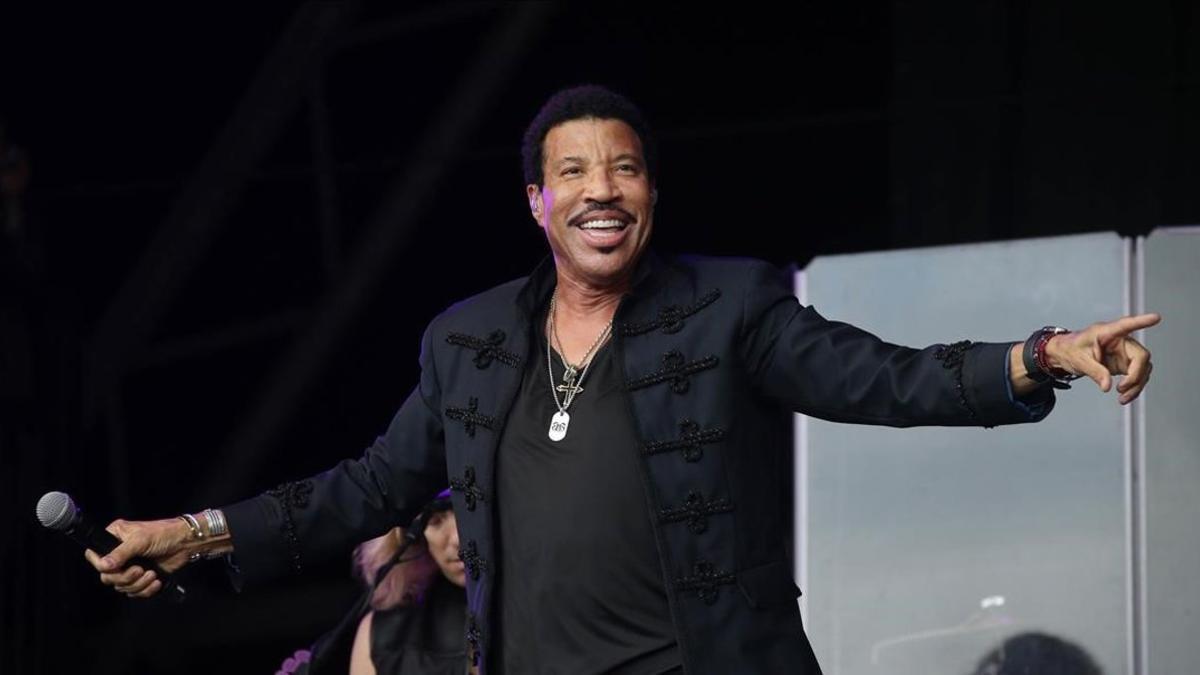 Arrestan al hijo de Lionel Richie en el aeropuerto de Heatrow