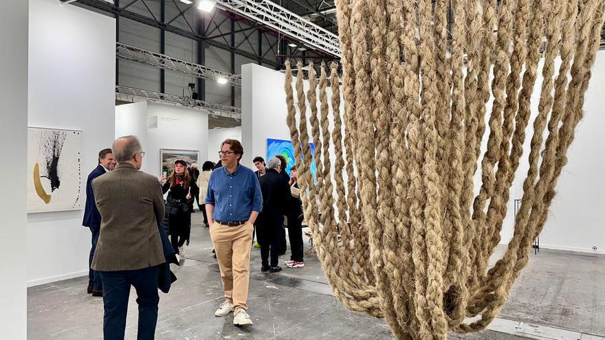 La feria de arte ARCO homenajea a la galerista Helga de Alvear y exhibe una Mallorca desconocida