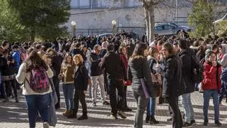Pitada reivindicativa en el IES Andreu Sempere de Alcoy por el nuevo retraso de la obra
