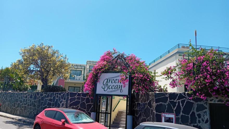Nueva Imagen y piscinas privadas: San Bartolomé de Tirajana da luz verde a la rehabilitación de los 64 apartamentos del Green Ocean
