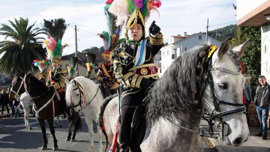 Un instante del desfile del Carnaval de Merza. // Bernabé/Luismy