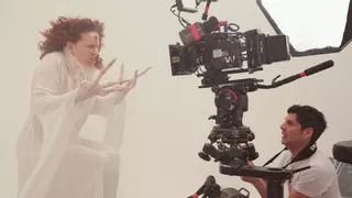 Eduardo Casanova presenta ‘Silencio’, su nueva serie de comedia vampírica sobre el estigma del VIH