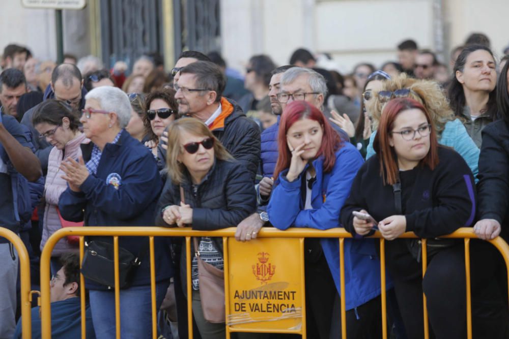 Búscate en el público de la mascletà del 1 de marzo