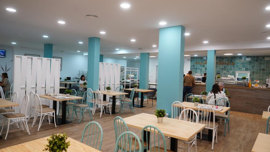 Reabre al público la cafetería del hospital de Pozoblanco después de tres años cerrada