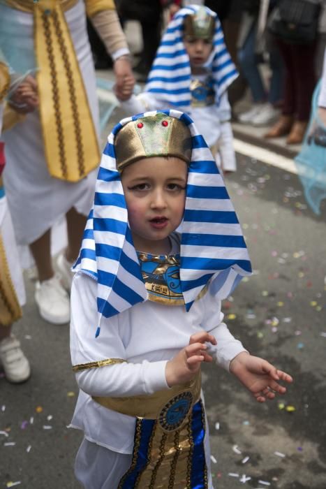 Las calles de A Estrada acogieron el desfile