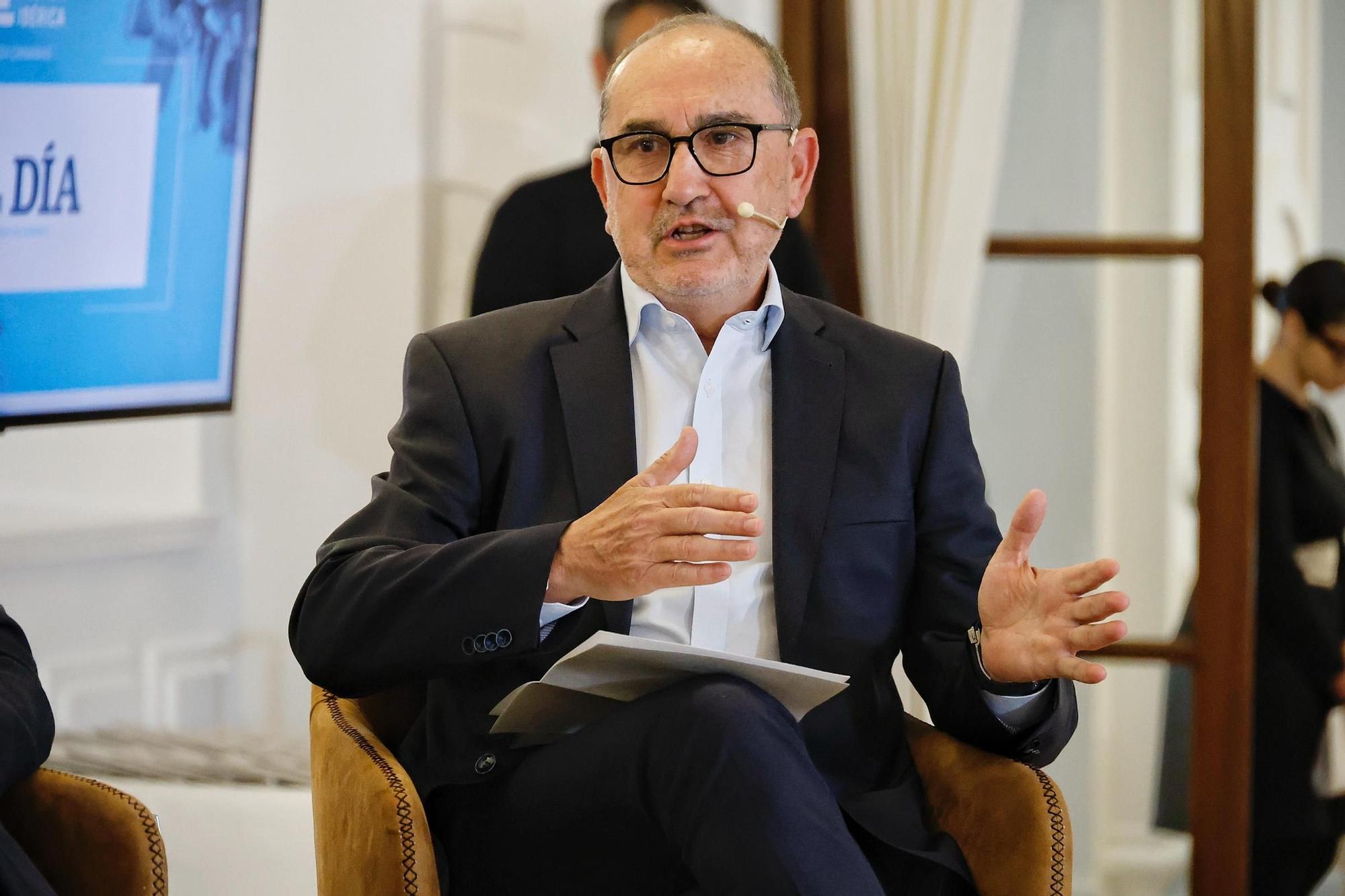 Foro sobre 'Conectividad turística' de EL DÍA y la CEOE