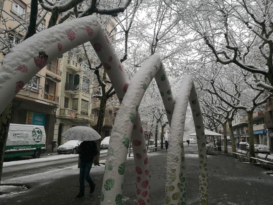 La neu arriba a Manresa