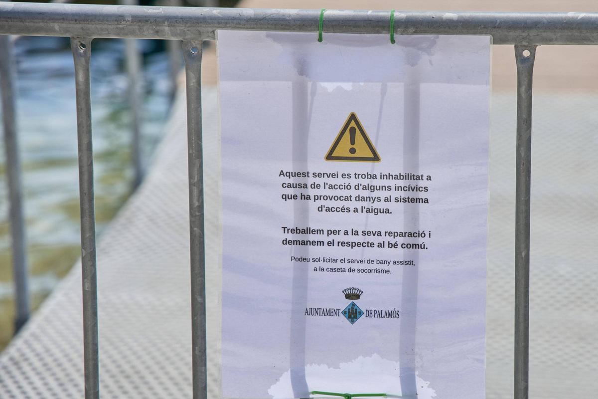 L'avís de l'Ajuntament de Palamós després d'haver tancat el servei aquest passat cap de setmana