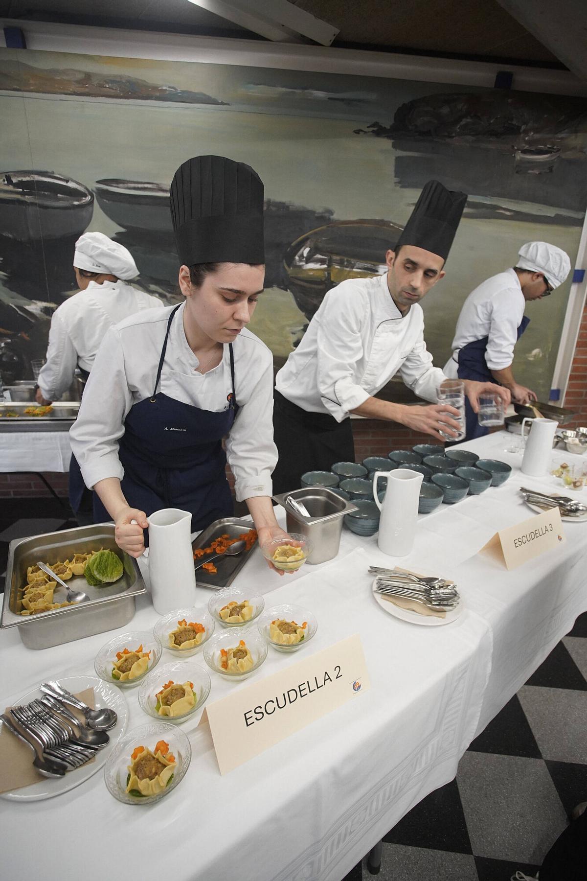 Girona. Escola d'Hostaleria presentació del Fòrum Gastronòmic protagonista l'escudella