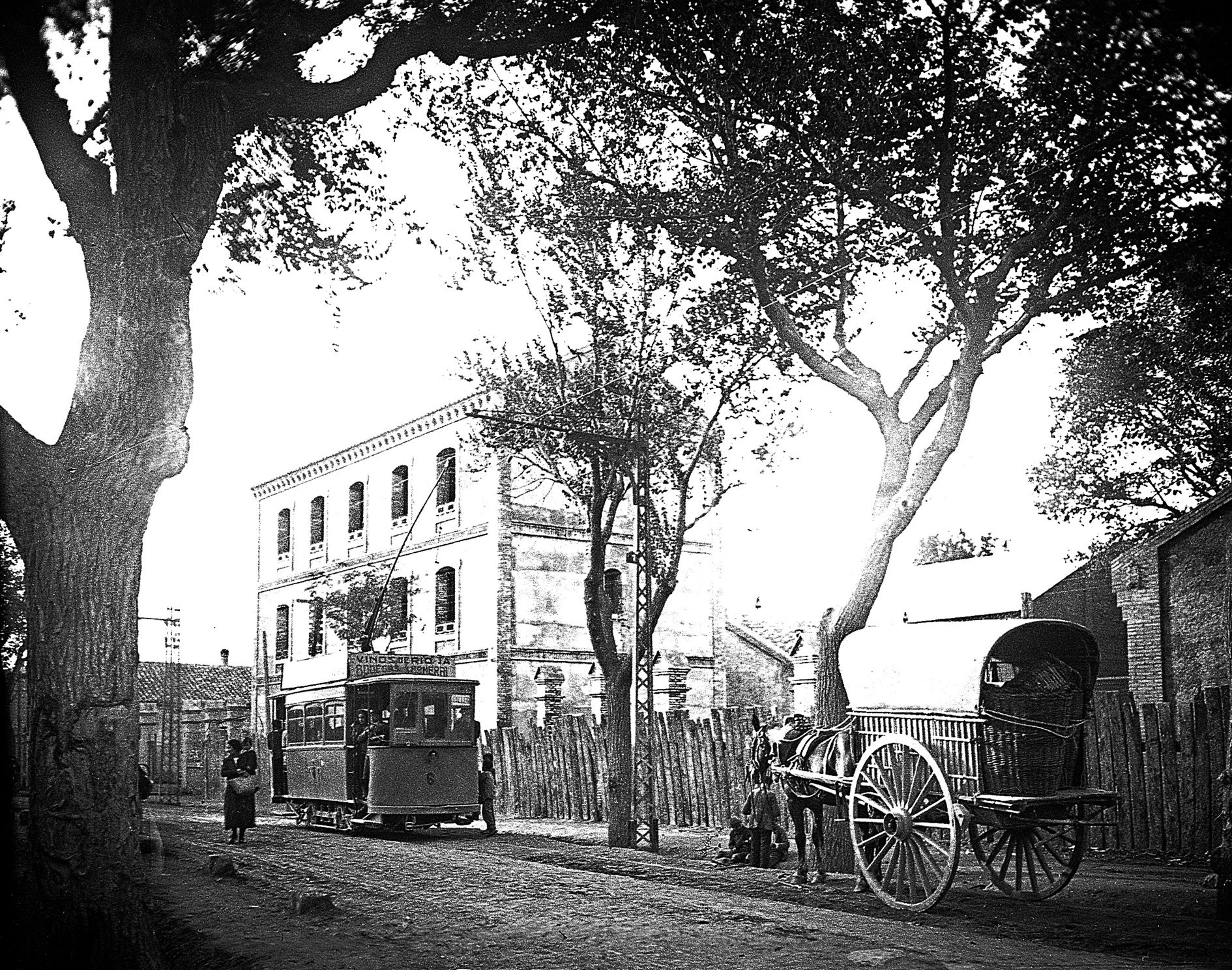 La historia de los 140 años de Avanza en Zaragoza, en imágenes