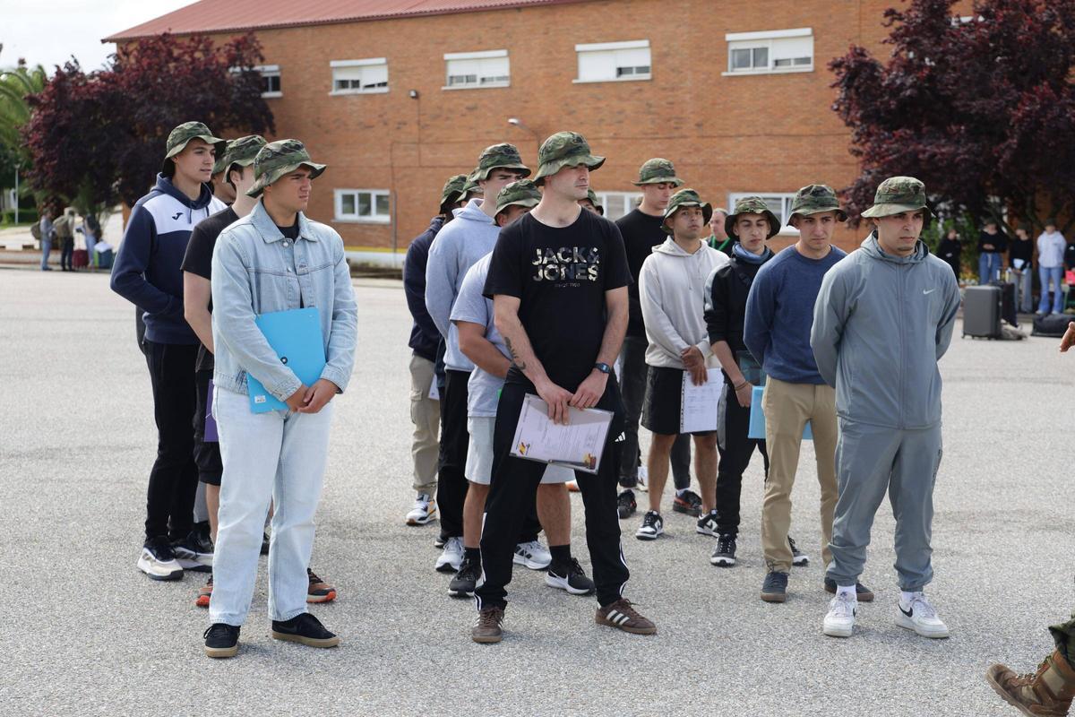 Así ha sido la llegada de nuevos soldados al Cefot de Cáceres