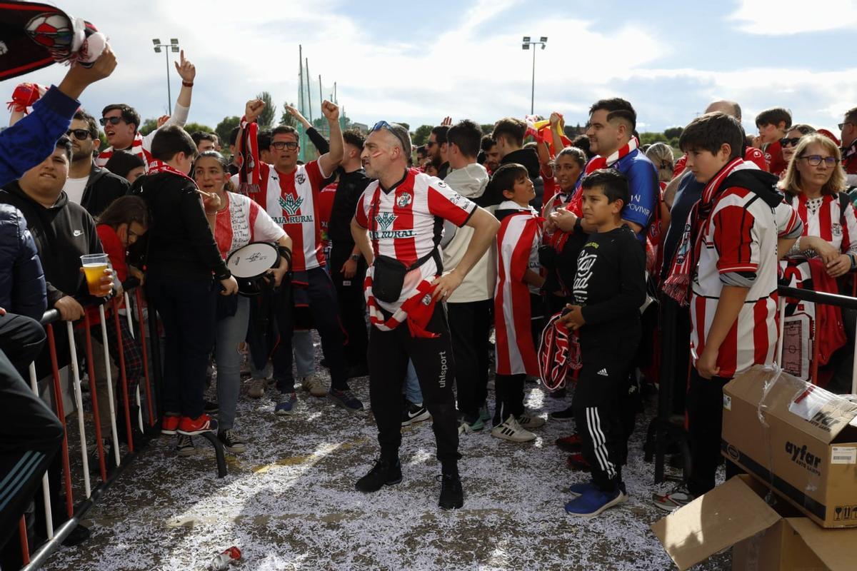GALERÍA | Así recibió la Fan Zone al Zamora CF antes del partido