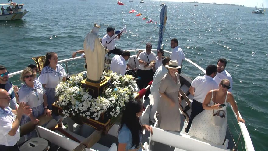 Santiago de la Ribera se viste de fiesta: tradición, música y devoción