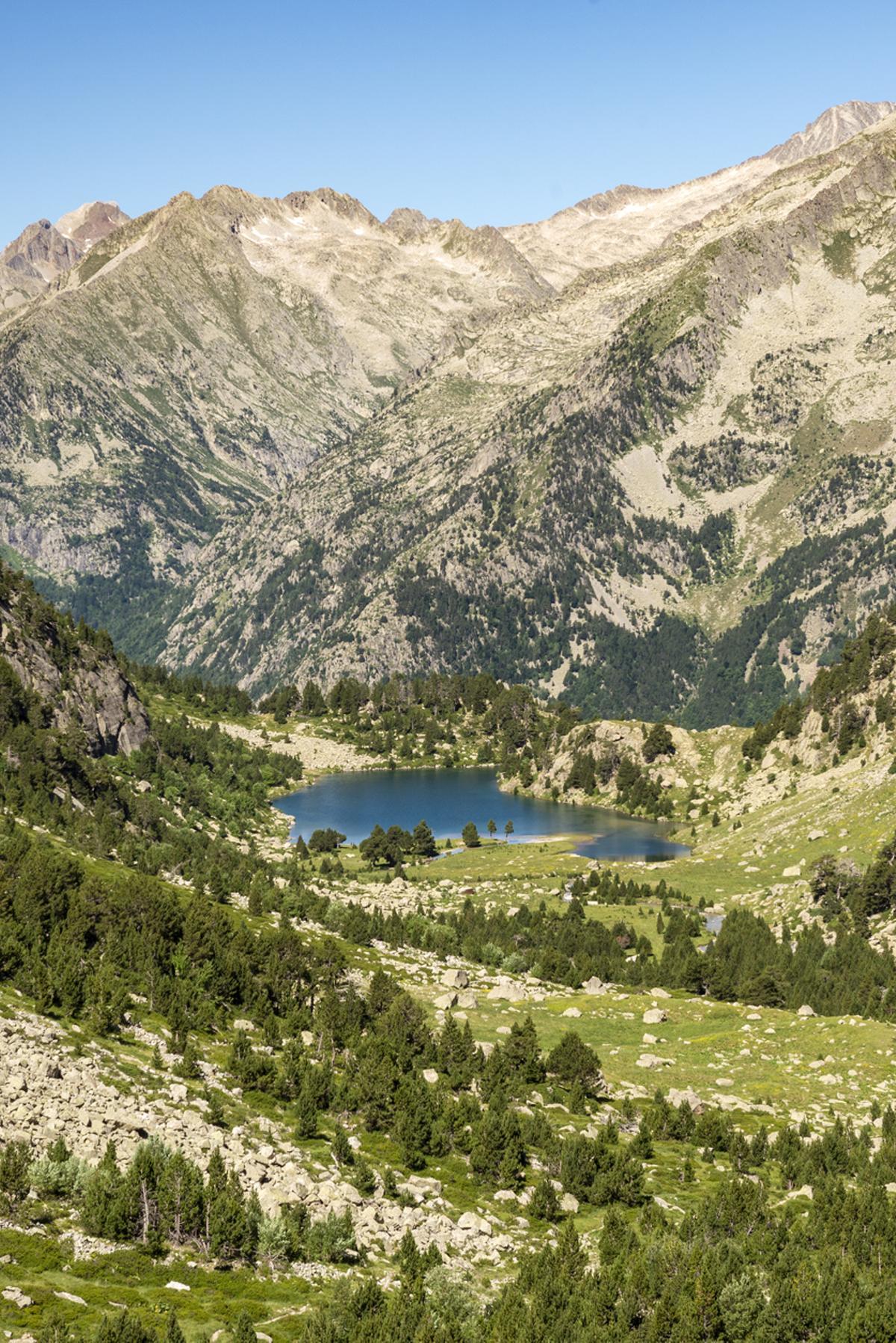 Lago Besiberri, Alto Pirineo de Cataluña