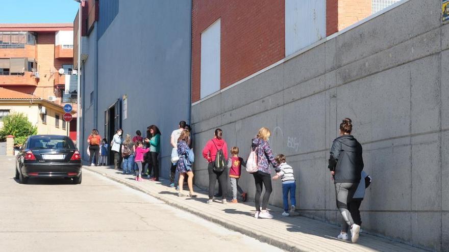 Los pediatras de la zona norte piden evitar el centro de salud para no propagar el covid