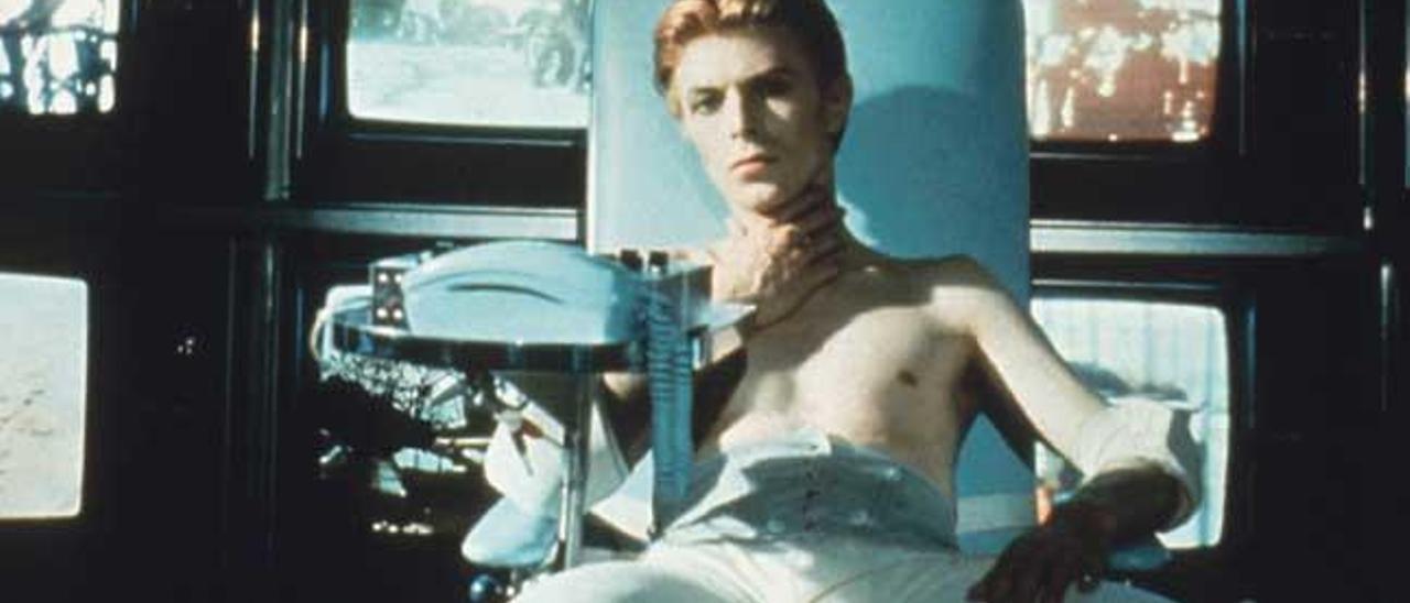 David Bowie, en ´El hombre que cayó en la Tierra´.