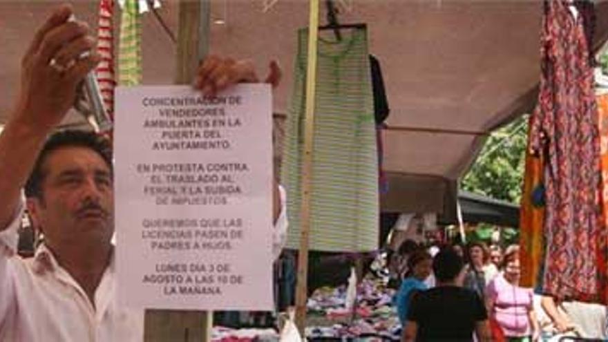 Los vendedores del mercadillo acuerdan no pagar las tasas e inician hoy protestas