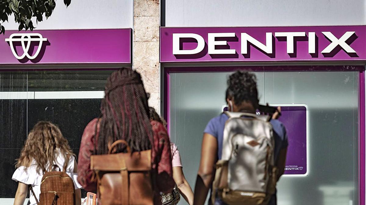 Consubal reclama ayudas para los afectados de Dentix