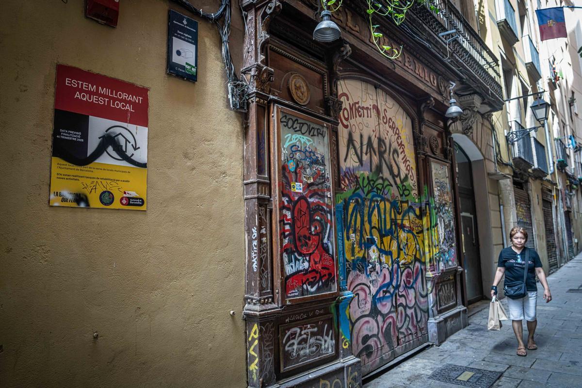 Entrevista con Josep Porta, presidente de la Asociación de Belenistas de Barcelona, en la tienda El Ingenio, de propiedad municipal, donde instalará la sede de la entidad. En Barcelona, a 3 de agosto de 2026. Barcelona. AUTOR: MANU MITRU | EPC