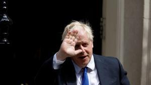 British Prime Minister Boris Johnson walks at Downing Street, in London, Britain, July 6, 2022.